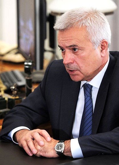 Vahid Ələkbərov
