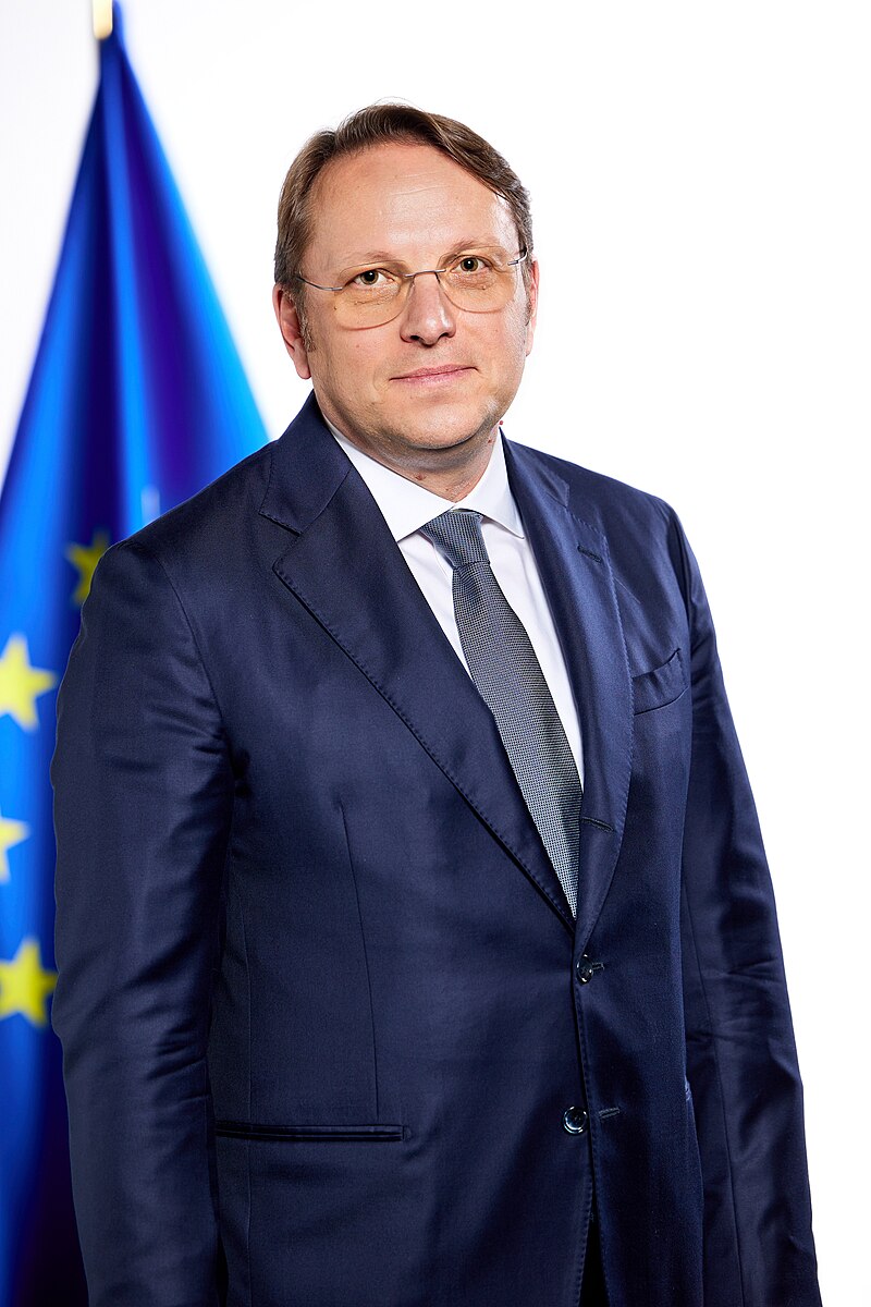 Várhelyi Olivér