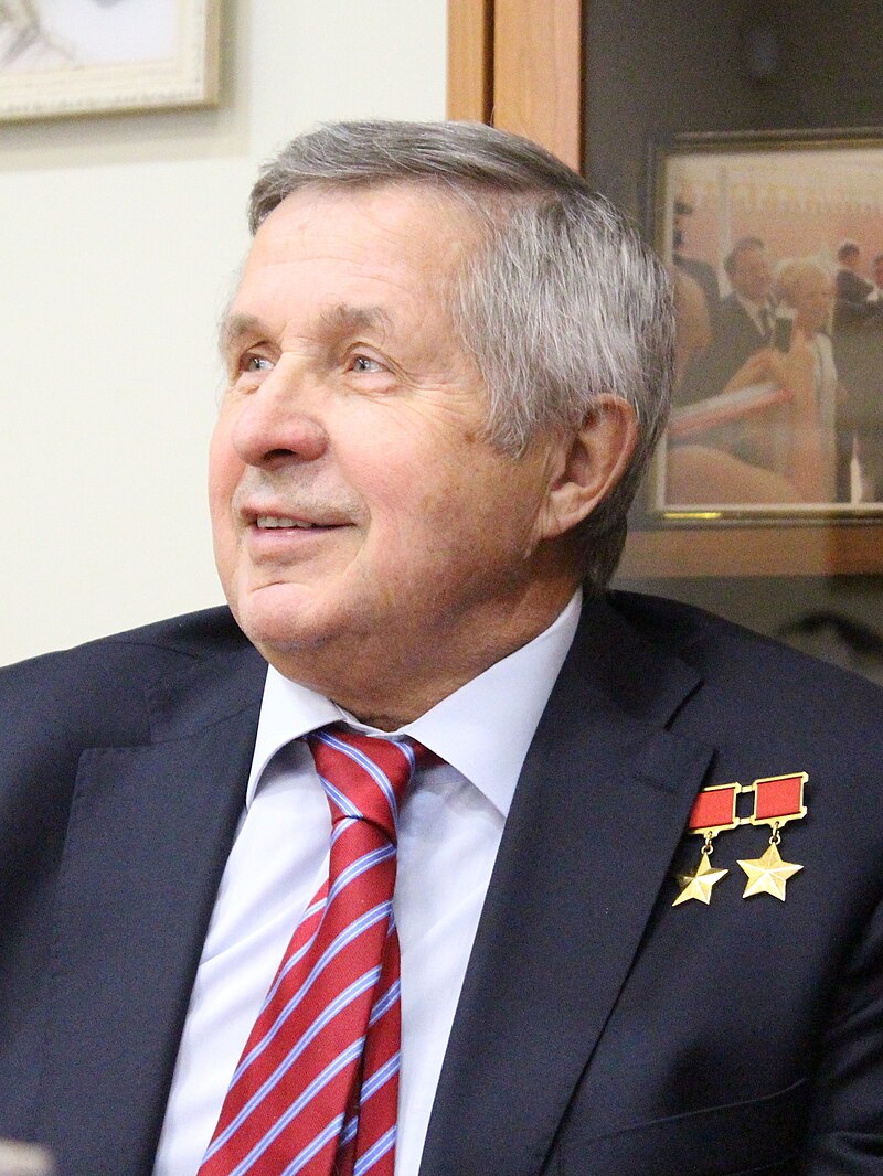 Victor Savinykh