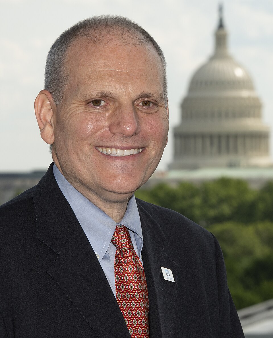 William C Daroff