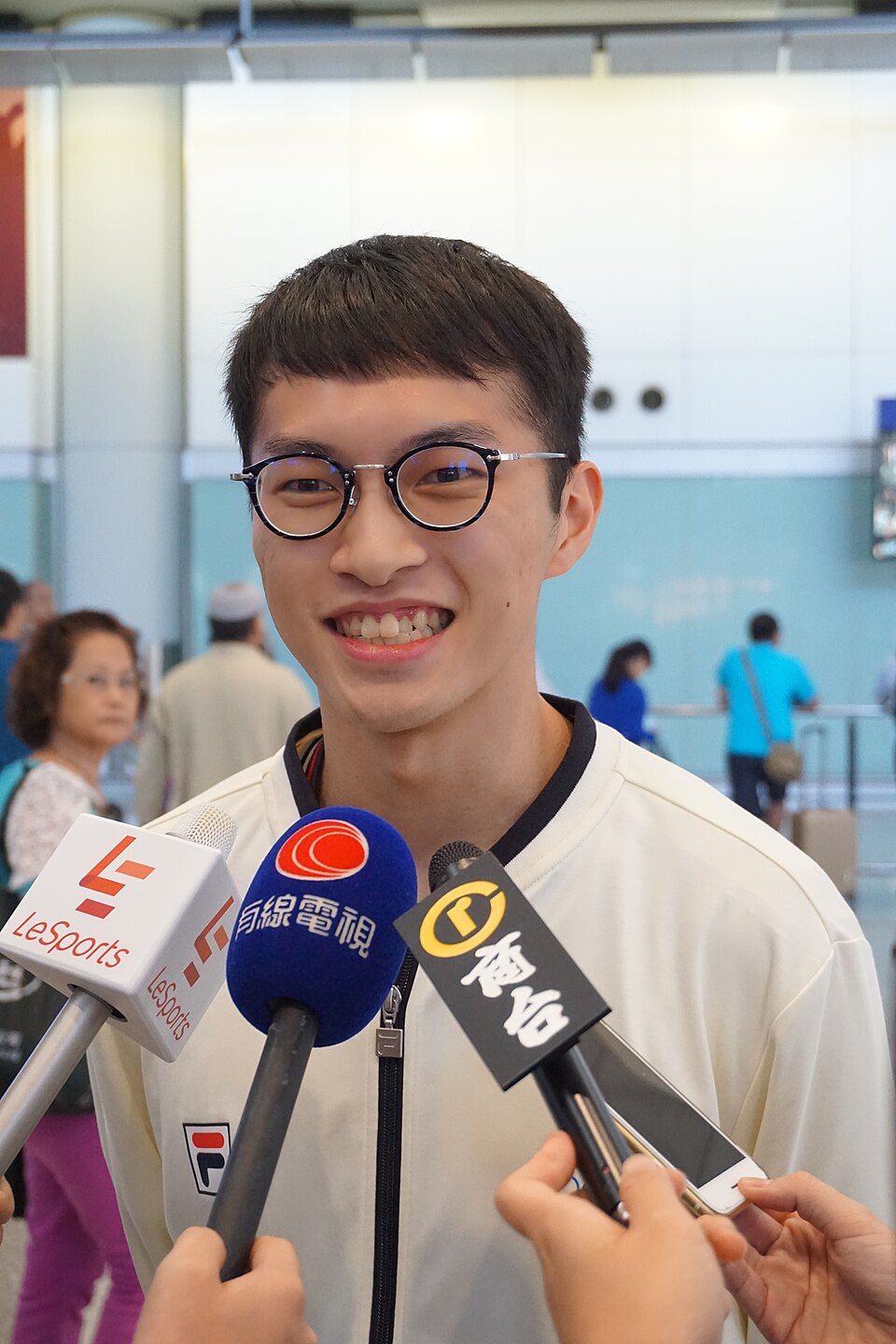 Wu Ka Long