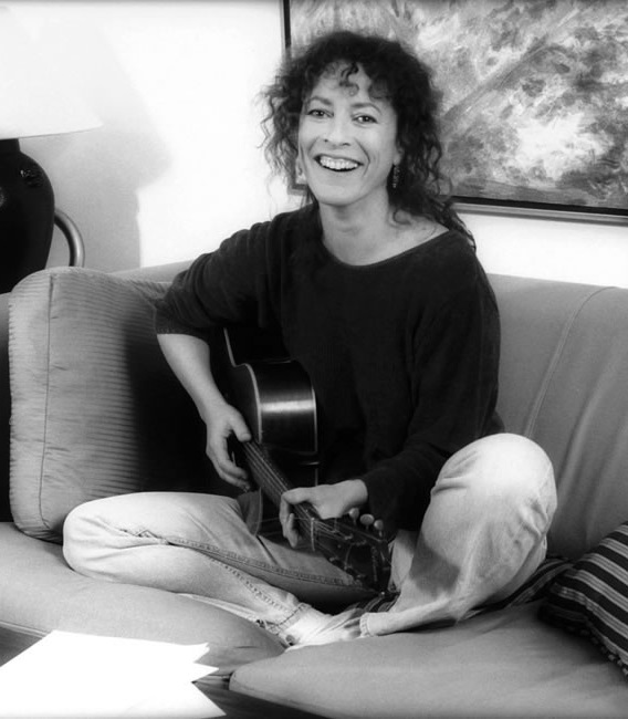 Yehudit Ravitz