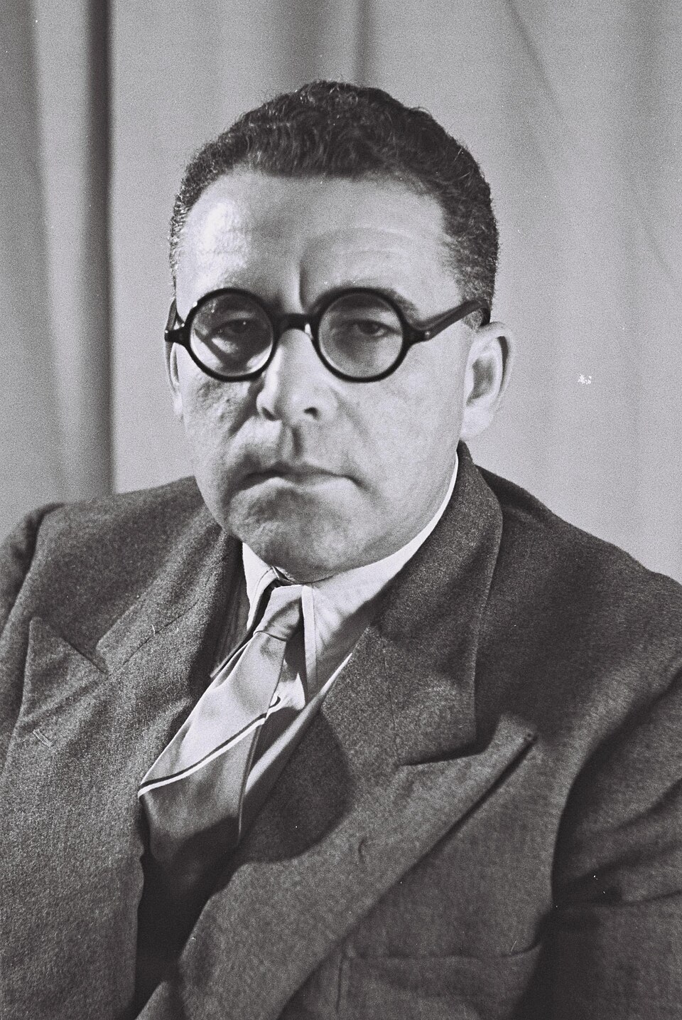 Yizhar Harari