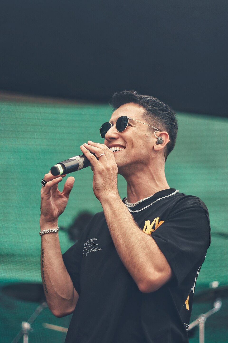 Yoav Shuv