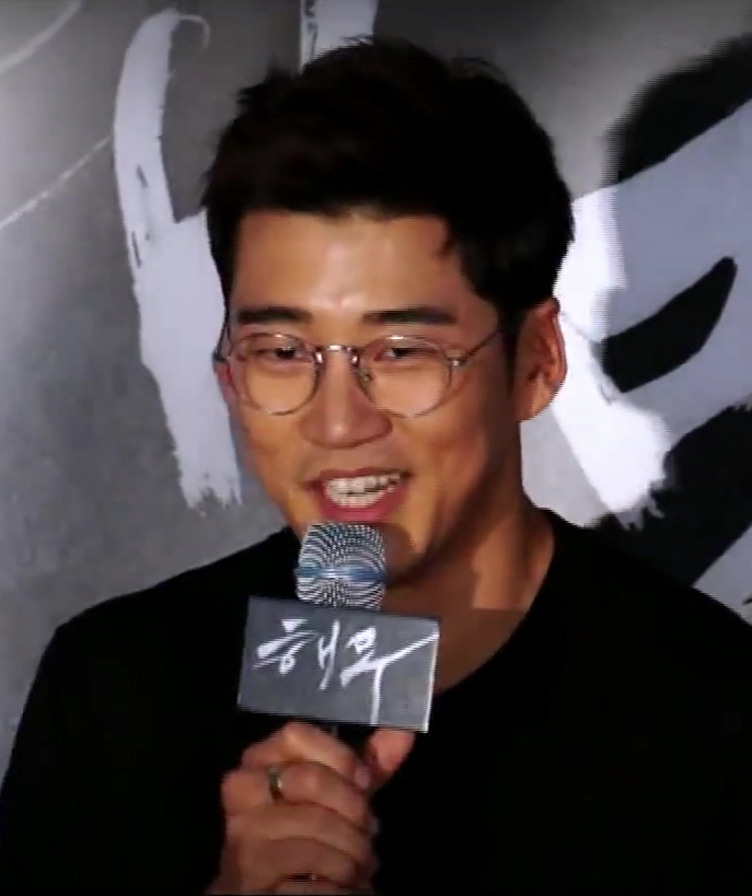 Yoon Ki Sang