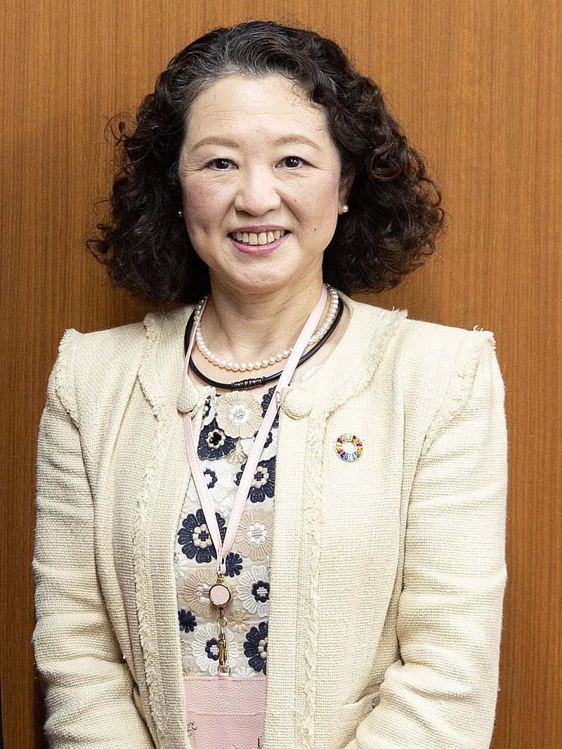 Yoshino Tomoko
