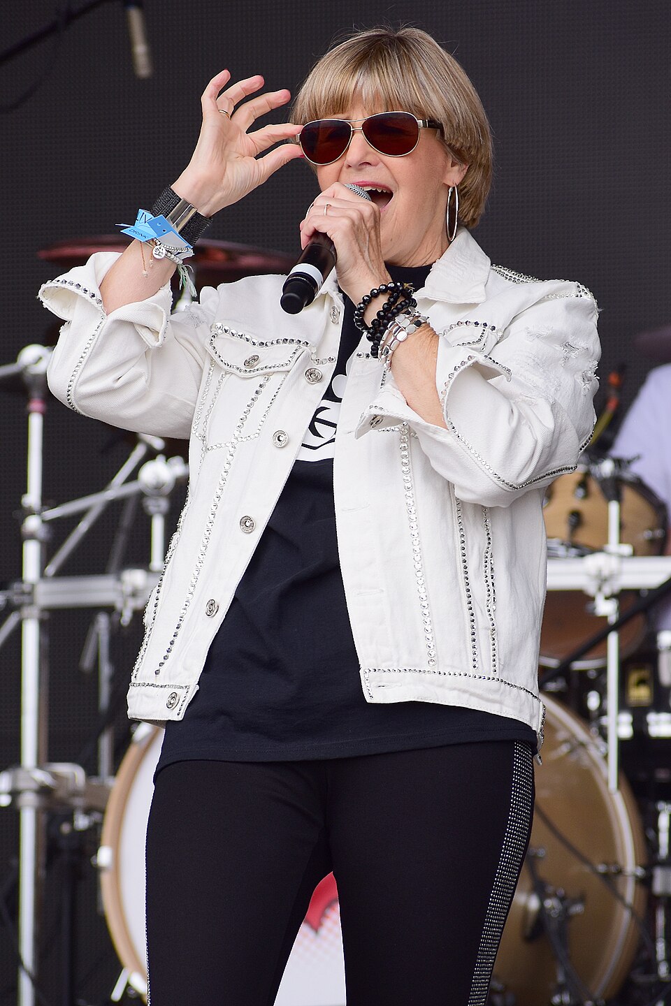 Yvonne Hazell