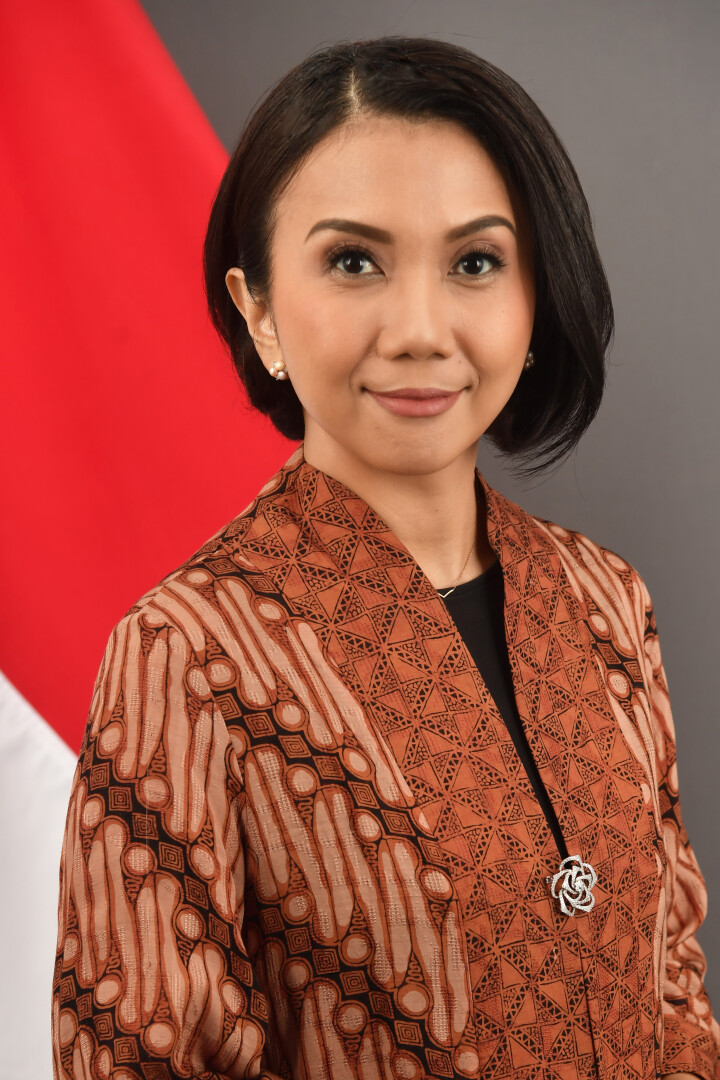 Yvonne Mewengkang