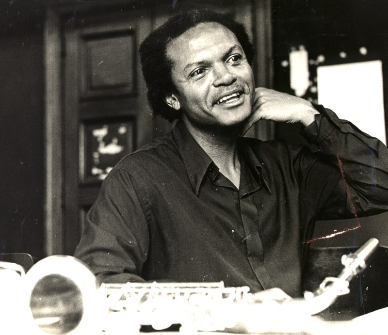 Zezé Mota