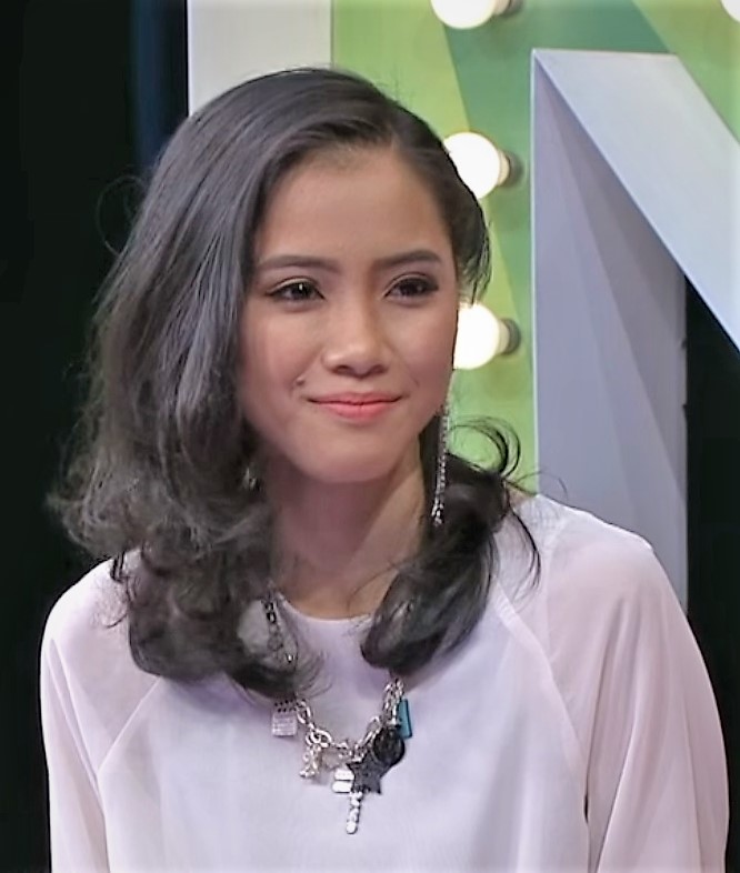 Zizi Kirana