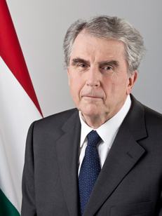 Zoltán Tanács