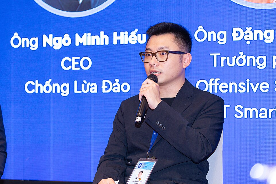Đào Mạnh Hùng