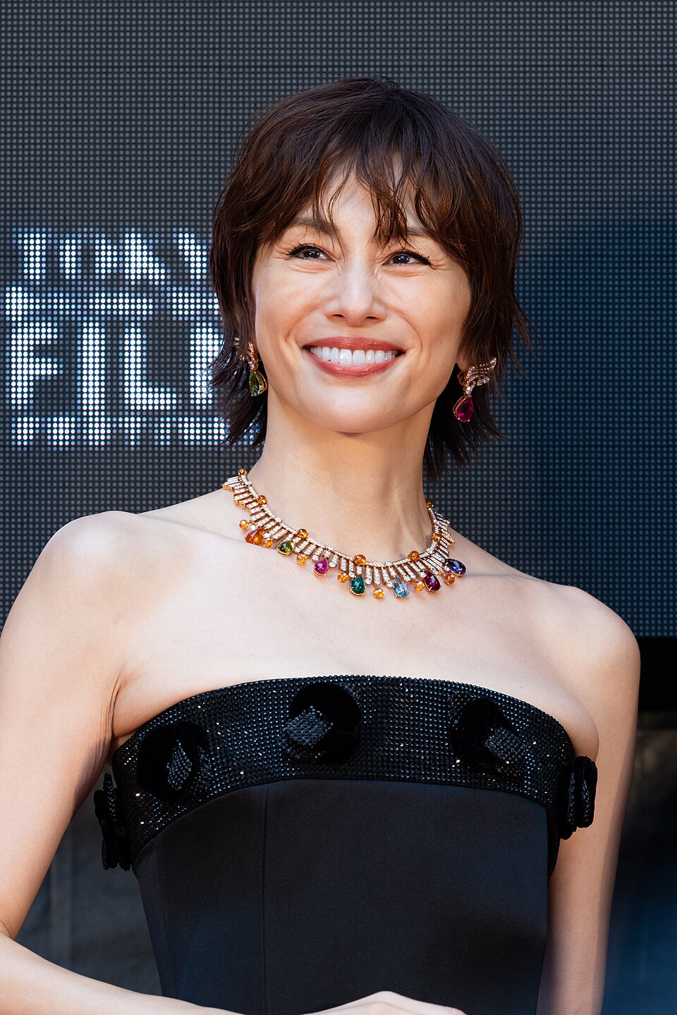 米倉涼子